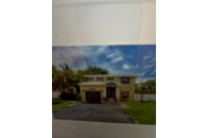 5788 Woodland Point Dr, Tamarac