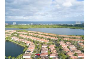 1080 Lyontree St, Hollywood, FL 33019 Sold 06/03/25