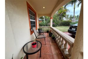909 Helena Dr, Lake Worth, FL 33461 Sold 09/16/25