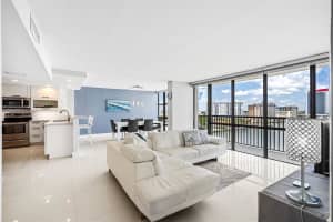 2017 S Ocean Dr 907W, Hallandale Beach, FL 33009 Sold 12/26/24