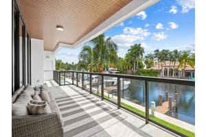 20 Isle Of Venice Dr 201, Fort Lauderdale, FL 33301 Sold 04/16/25