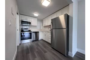 8900 Washington 118, Pembroke Pines, FL 33025 Sold 01/03/25
