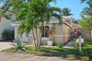 3087 Palm Pl, Margate, FL 33063 Sold 04/03/25