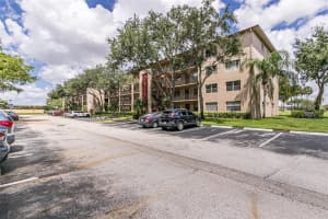 13475 SW 9th St 306, Pembroke Pines, FL 33027 - MLS#F10474452