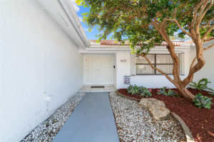 8630 Banyan Ct, Tamarac, FL 33321 Sold 04/14/25