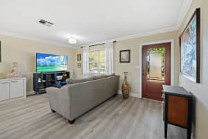6920 Tyler St, Hollywood, FL 33024 Sold 01/31/25