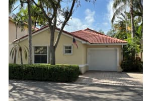 1390 Sweetbay Way, Hollywood, FL 33019 Sold 01/07/25