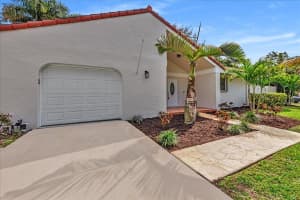 2945 Azalea Dr, Cooper City, FL 33026 Sold 01/17/25