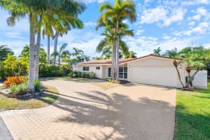 4331 NE 17th Ave, Oakland Park, FL 33334 Sold 02/04/25