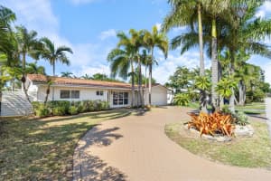 4331 NE 17th Ave, Oakland Park, FL 33334 Sold 02/04/25