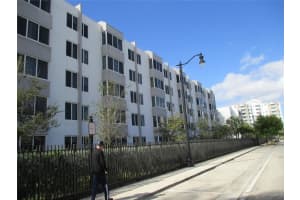 250 180th Dr 207, Sunny Isles Beach, FL 33160 Sold 03/28/25