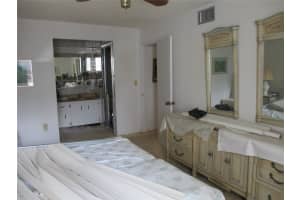 250 180th Dr 207, Sunny Isles Beach, FL 33160 Sold 03/28/25