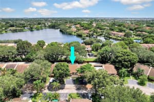 9820 NW 15th Ct 9820, Pembroke Pines, FL 33024 Sold 01/13/25