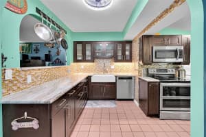 264 NE 44th Ct, Deerfield Beach, FL 33064 Sold 03/21/25