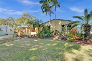 1334 N 30th Rd, Hollywood, FL 33021 Sold 04/03/25