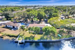 1334 N 30th Rd, Hollywood, FL 33021 Sold 04/03/25