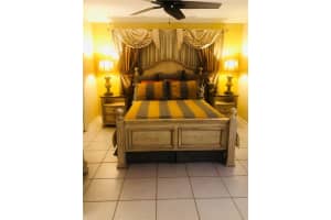 137 Farnham F 137, Deerfield Beach