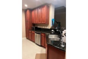 16100 Emerald Estates Dr 493, Weston, FL 33331 Sold 01/13/25