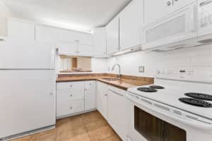 5300 NE 24th Ter 423C, Fort Lauderdale, FL 33308 Sold 11/20/25