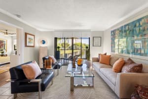 2232 N Cypress Bend Dr 203, Pompano Beach, FL 33069 Sold 03/13/25