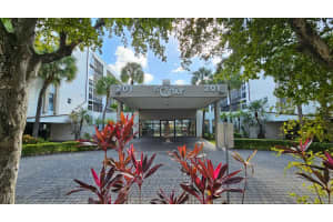 201 178th Dr 323, Sunny Isles Beach