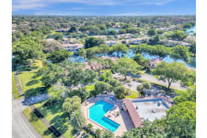 609 Deer Creek Lake Point North Ln 609, Deerfield Beach, FL 33442 Sold 01/28/25
