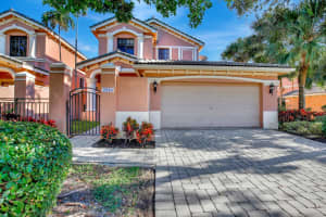 2741 Center Court Dr 4-18, Fort Lauderdale, FL 33332 Sold 03/10/25