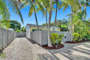 1340 NE 16th Ave, Fort Lauderdale, FL 33304 Sold 01/14/25