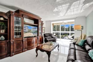 2831 Somerset Dr 303, Lauderdale Lakes, FL 33311 Sold 03/14/25