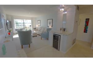 33 Vista Gardens Trl 107, Vero Beach, FL 32962 Sold 03/21/25