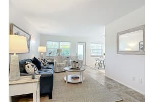 110 Spring Lake Ct 103, Vero Beach, FL 32962 Sold 01/15/25