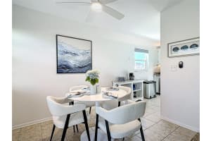 110 Spring Lake Ct 103, Vero Beach, FL 32962 Sold 01/15/25