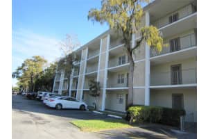 2900 Nw 48th Ter 213, Lauderdale Lakes
