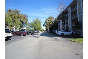 2900 NW 48th Ter 213, Lauderdale Lakes, FL 33313 - MLS#F10474998