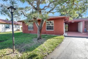 2830 SE 5th Cir, Boynton Beach, FL 33435 Sold 04/30/25