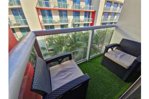 777 N Ocean Dr S507, Hollywood, FL 33019 Sold 01/16/25