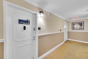 211 S OCEAN DR 504, Hollywood, FL 33019 Sold 01/24/25