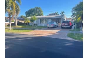 812 NE 3rd St, Hallandale Beach, FL 33009 Sold 06/13/25