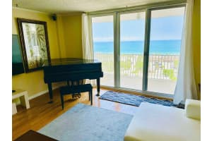 1 Las Olas Circle 1204, Fort Lauderdale, FL 33316 Sold 04/10/25