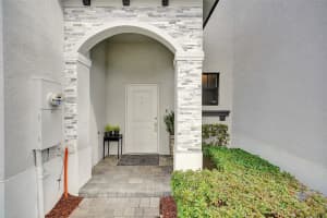 20313 NW 4th Ct 20313, Miami, FL 33169 Sold 10/01/25