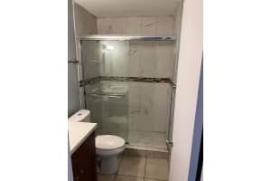 18043 NW 40th Pl, Miami Gardens, FL 33055 - MLS#F10475147