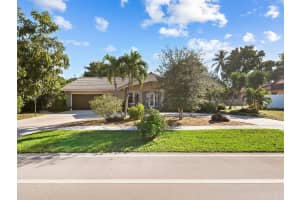 560 El Dorado Pkwy, Plantation, FL 33317 Sold 12/10/25