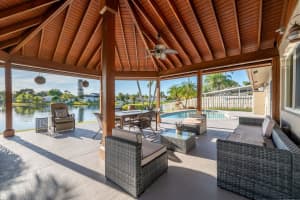 971 Cumberland Ter, Davie, FL 33325 Sold 01/21/25