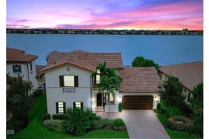 8720 Watercrest Cir, Parkland, FL 33076 Sold 08/05/25