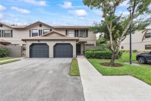 9133 Vineyard Lake Dr 9133, Plantation, FL 33324 Sold 03/17/25