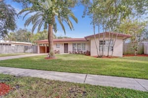 4740 NE 21st Ter, Lighthouse Point, FL 33064 Sold 02/06/25