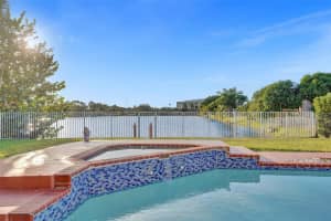 915 NW 133rd Ave, Sunrise, FL 33325 Sold 03/17/25