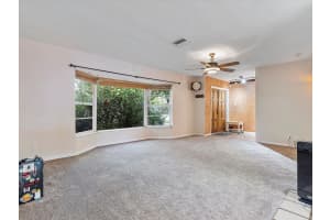 940 SW 69th Ave, Plantation, FL 33317 Sold 05/20/25