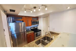 850 N Miami Ave W-2206, Miami, FL 33136 Sold 04/30/25