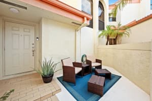 3402 Emerald Oaks Dr 802, Hollywood, FL 33021 Sold 06/20/25